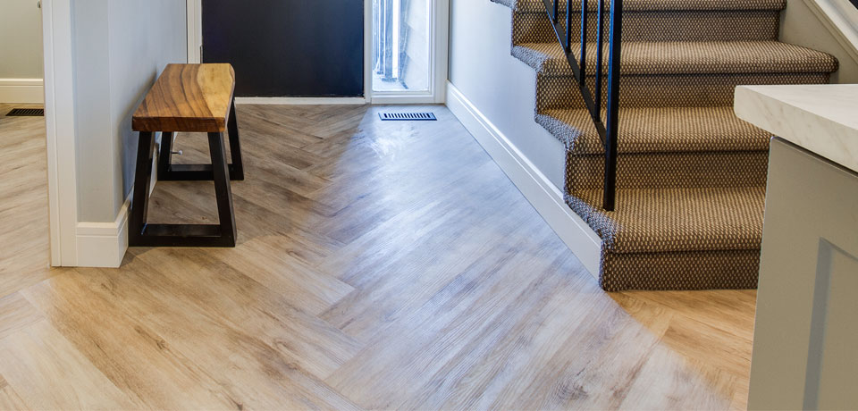 How To Install Luxury Vinyl Plank, How To Install Loose Lay Vinyl Plank Flooring On Stairs